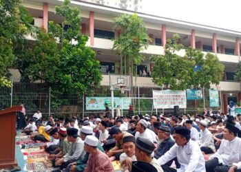 Semarak Puncak Pesantren Ramadan SMP & SMK Trimulia Jakarta: Berbagi dan Berprestasi